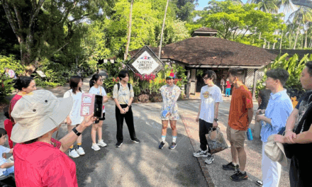 Indonesian Student Leads Birdwatching Walk in Singapore’s Botanic Gardens